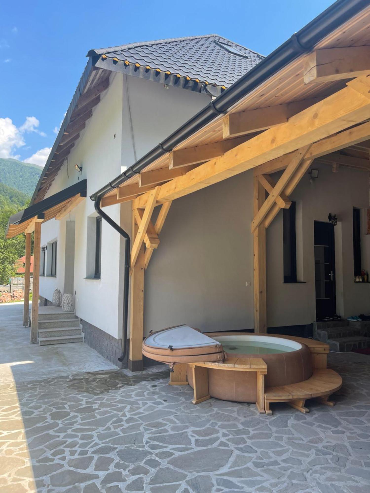 Casa Tudor Padis Eksteriør bilde
